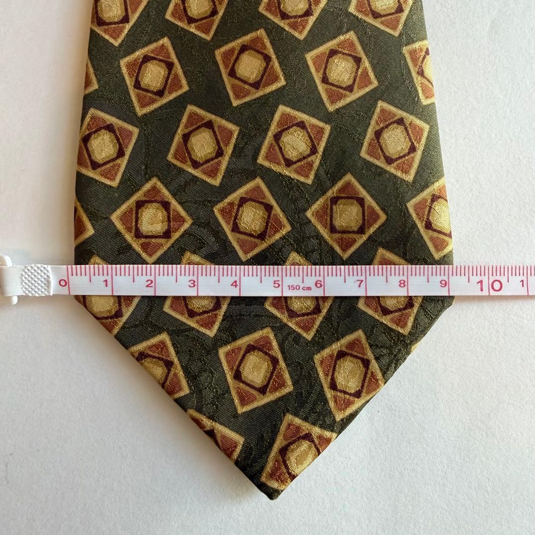 CHANEL シャネル　黄緑　黄色　抹茶色　四角模様　幾何学模様 ネクタイ