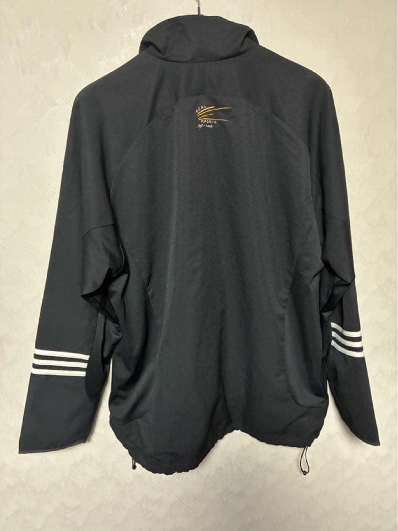 レアル・マドリード 100周年 セットアップ Lサイズ ナイロンジャケット