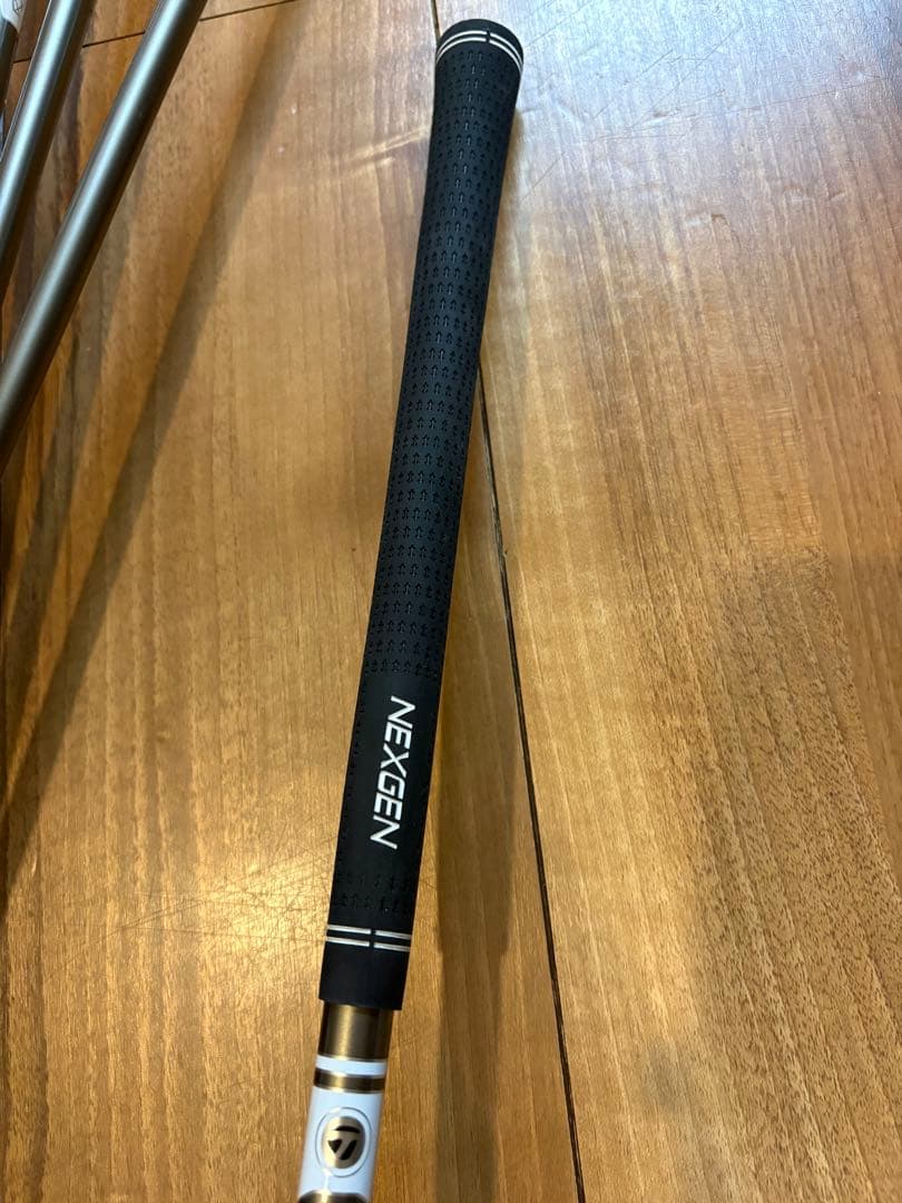 テーラーメイドレディースアイアンセット