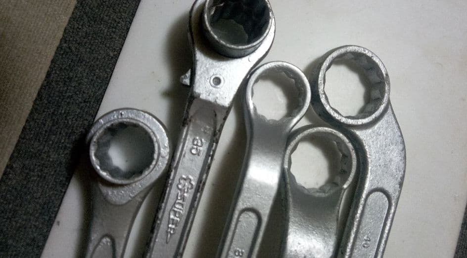 ラジエットスパナ