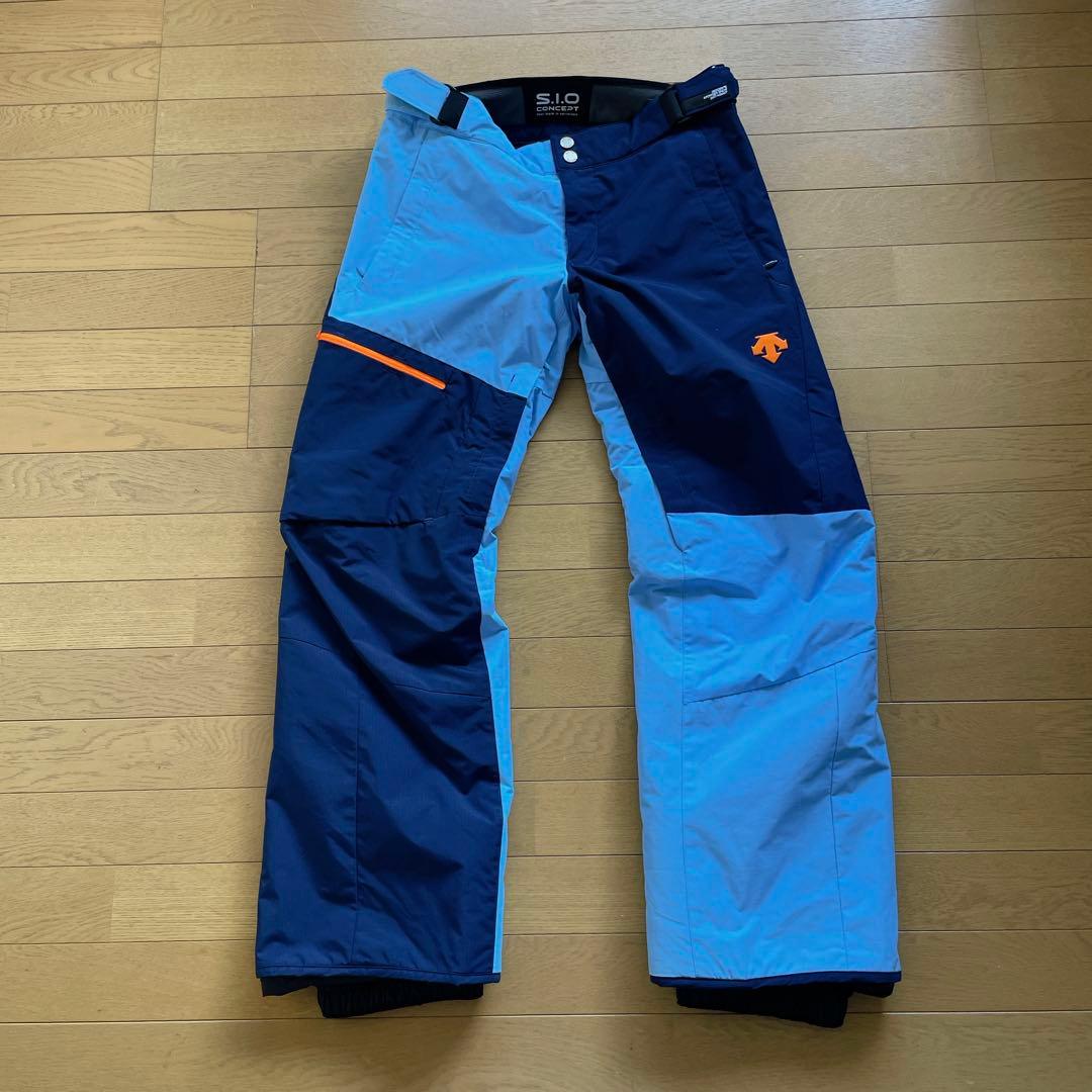 デサント DESCENTE スキーウェア 上下セット デモチーム中古サイズM/L
