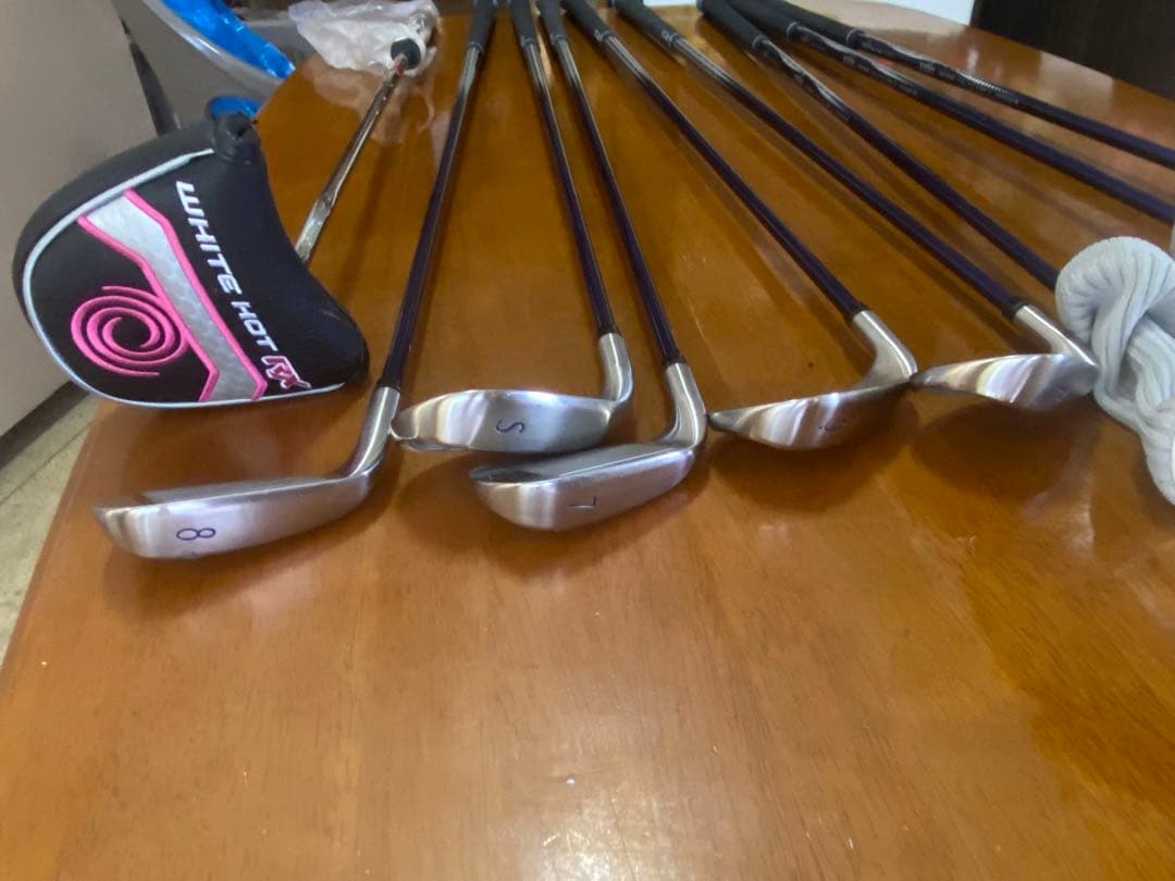 Munsingwear バッグ キルティングデザイン ゴルフ道具　レディース1式