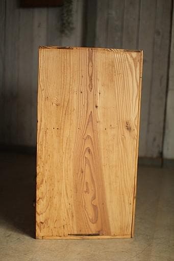 古い小ぶりな木枠のガラス戸棚　引き出し2杯　食器棚　水屋　キャビネット　古家具