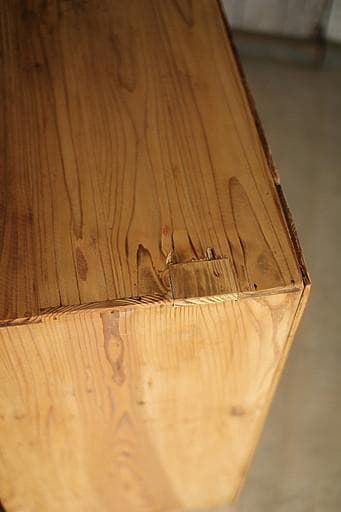 古い小ぶりな木枠のガラス戸棚　引き出し2杯　食器棚　水屋　キャビネット　古家具