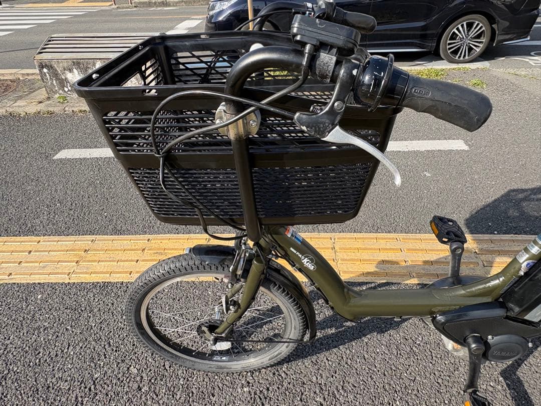 中古20㌅YAMAHA電動アシスト自転車　8.9Ah 大阪　083