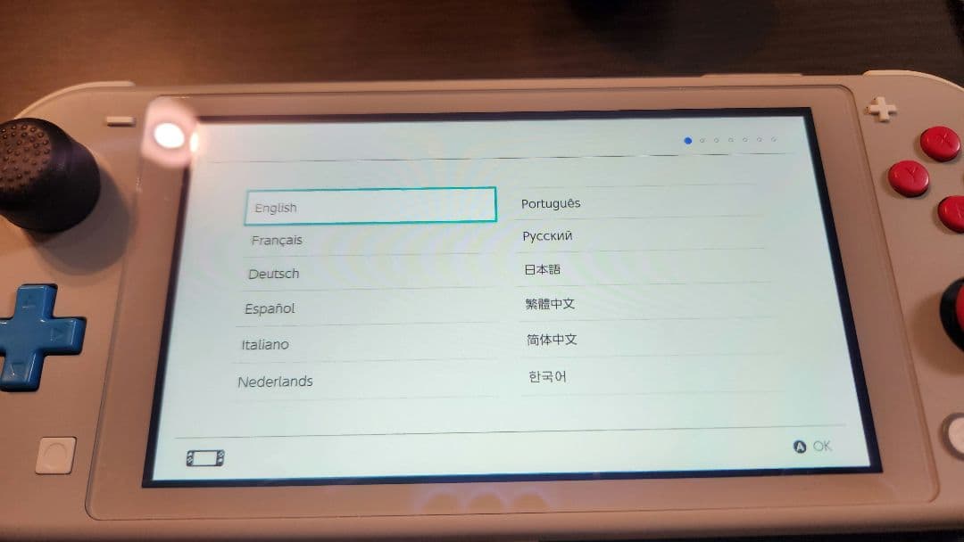 Switchライト(ポケモンバーション)　ソフト2つ　モンスターボール　ケース付
