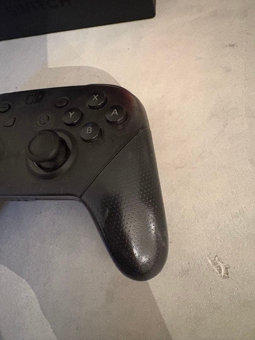 Nintendo Switch本体＆電源ケーブル、コントローラー付