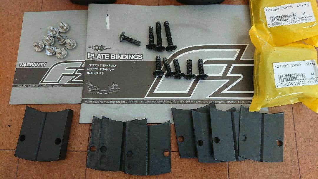 F2 intec titanium スノーボードビンディング