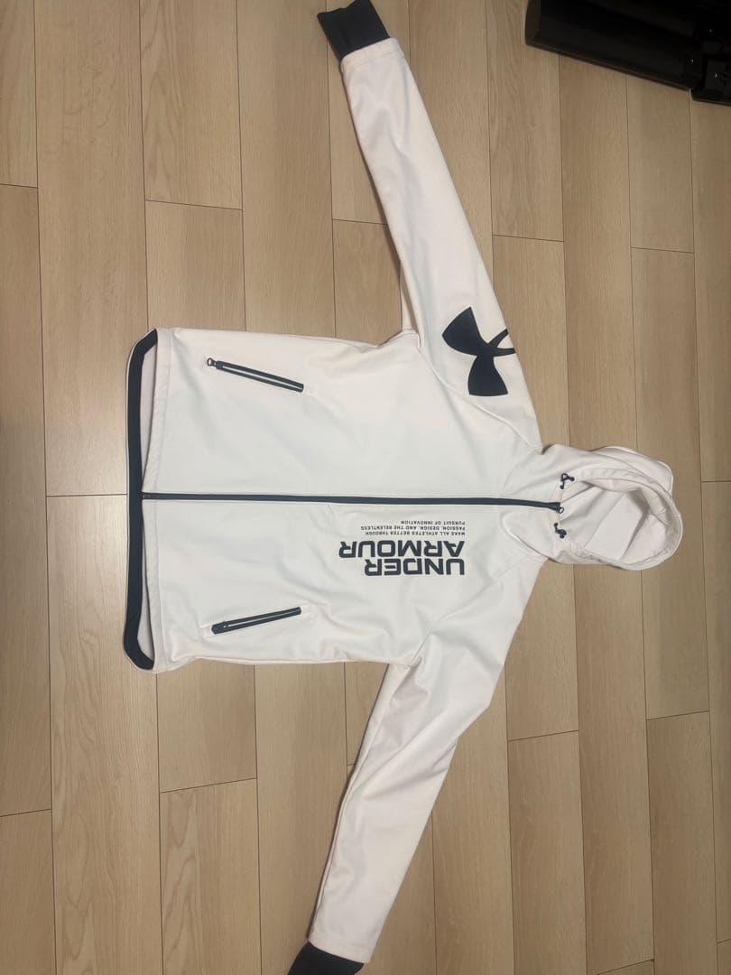 Under Armour ジャージ上下1セット　上2着　セット