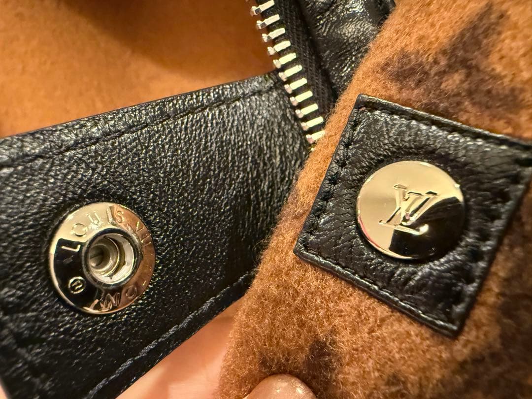 LOUIS VUITTON ルイヴィトン モノグラム フーデッドケープ ポンチョ