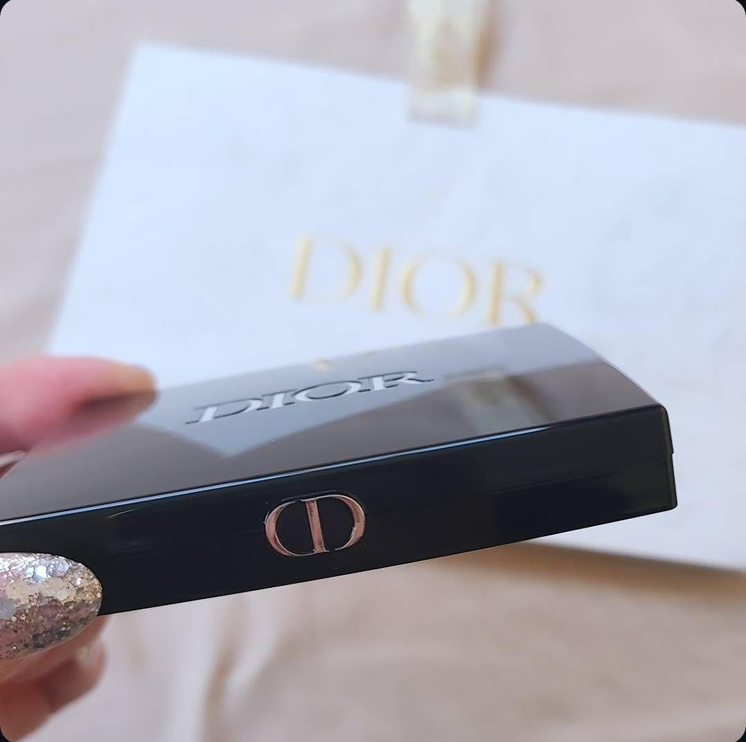 Diorサンククルール623ピーチマニア