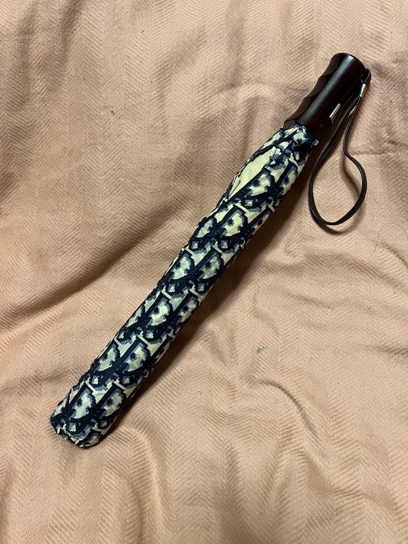 Christian Diorロゴ柄 トロッター 折り畳み傘収納ケース付