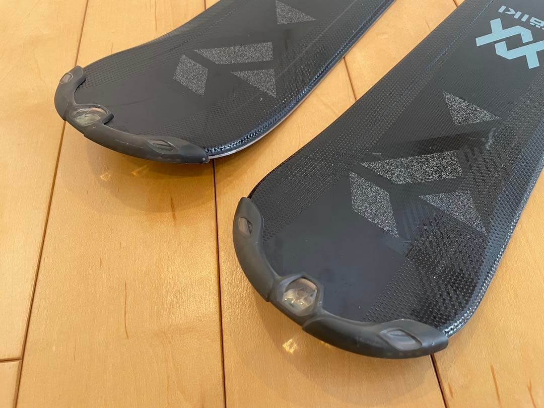 Volkl フォルクル 初心者向けスキー板 144cm FLAIR 72