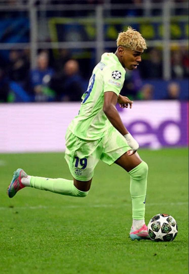 【国内正規店購入】UEFAチャンピオンズリーグ　フィナーレ　ミュンヘンプロ5号球