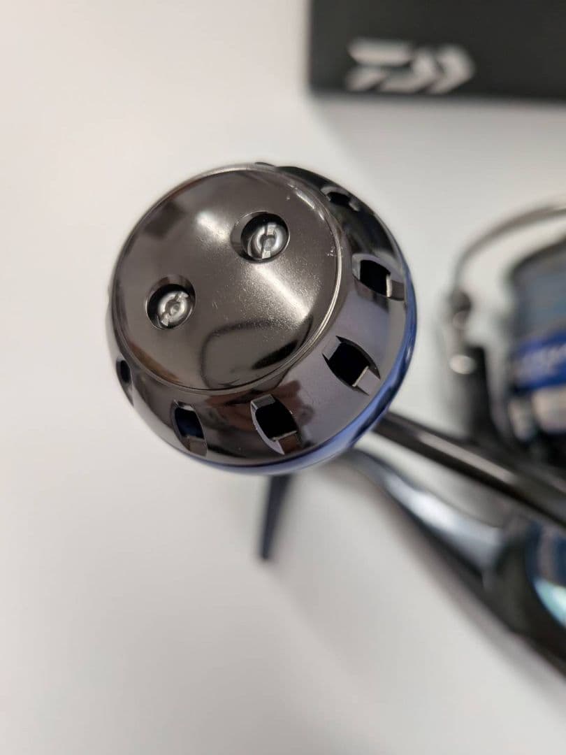 ダイワ　ソルティガ 4000H　スピニングリール