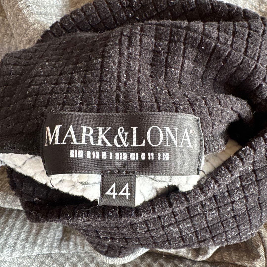 MARK&LONA タートルネックセーター