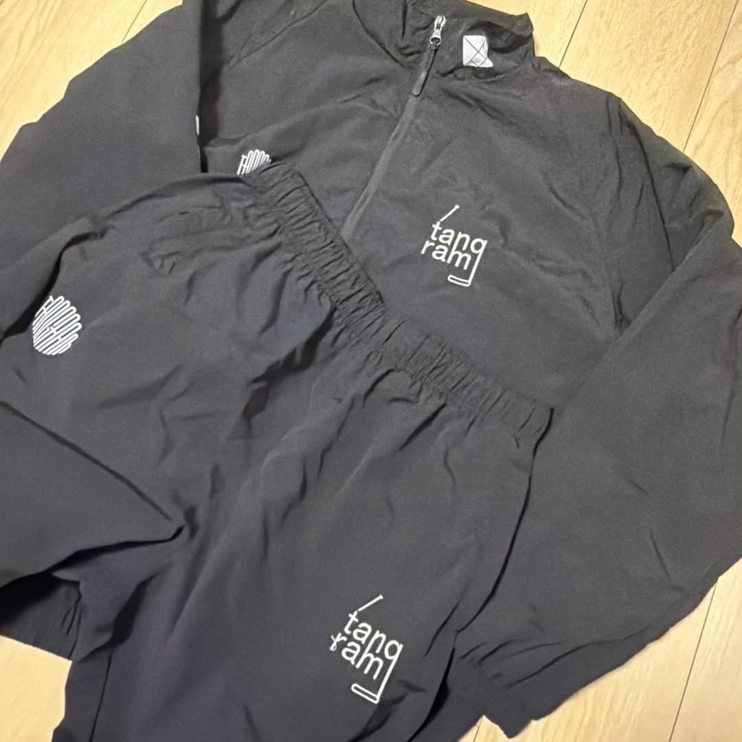 TANGRAM　タングラム　セットアップ ナイロン素材