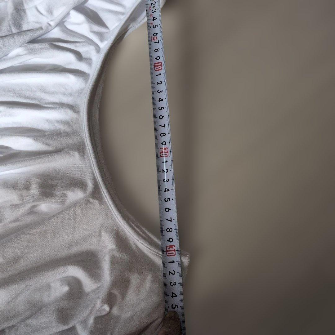 【マハロ】ホワイト ワイドフリルデザイン 半袖トップス