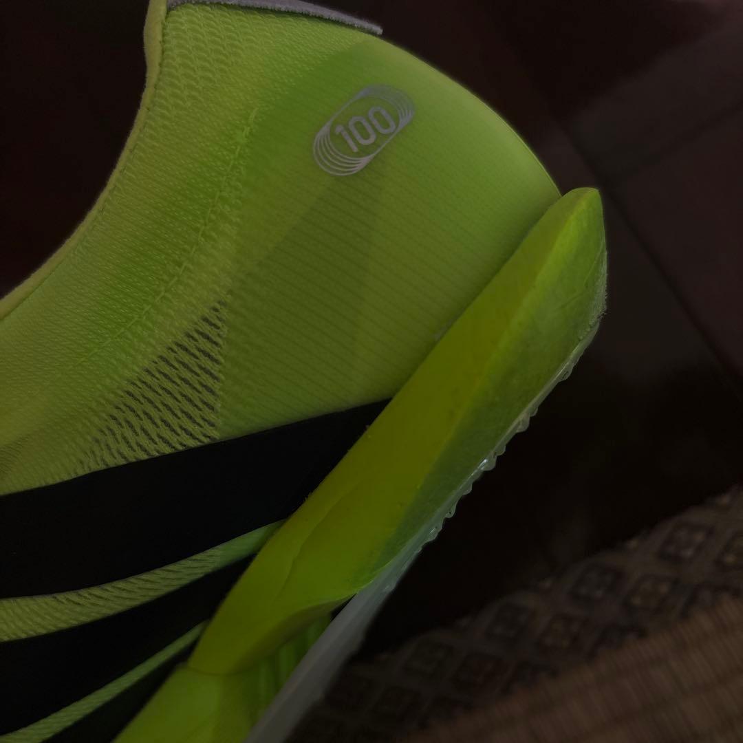 adidas primeSP4 スパイクシューズ 蛍光イエロー