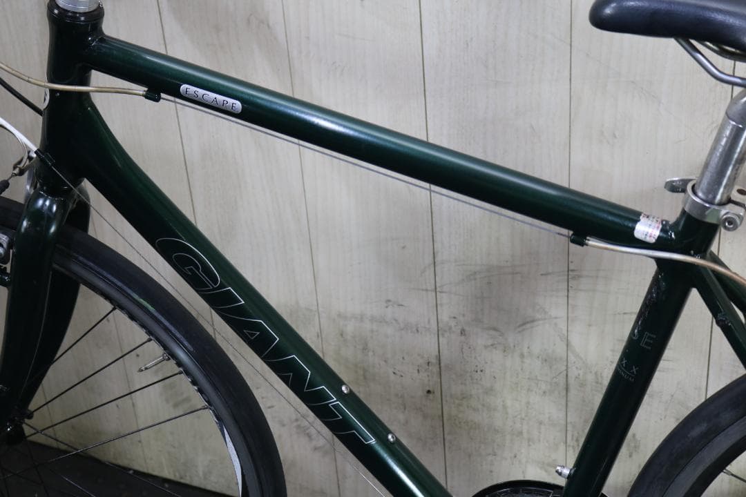 GIANT ESCAPE R3 700C アルミ 24速 500mm緑色クロス