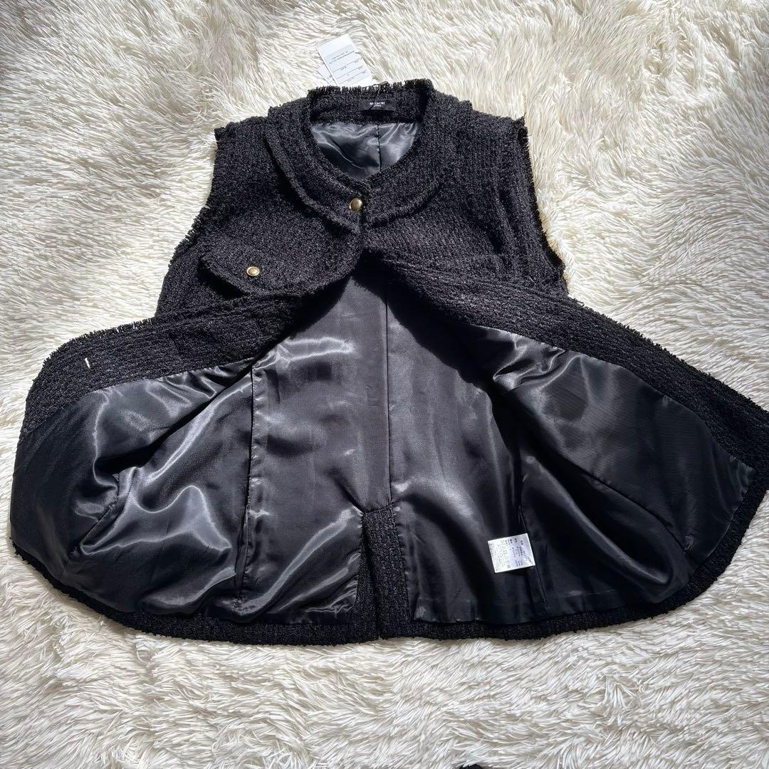 新品✨タグ付き　BASEMENT online ブラックツイードジレ　金ボタン