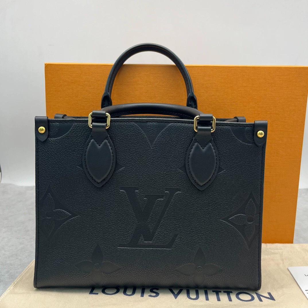 M45653 ブラック トートバッグ 25cm