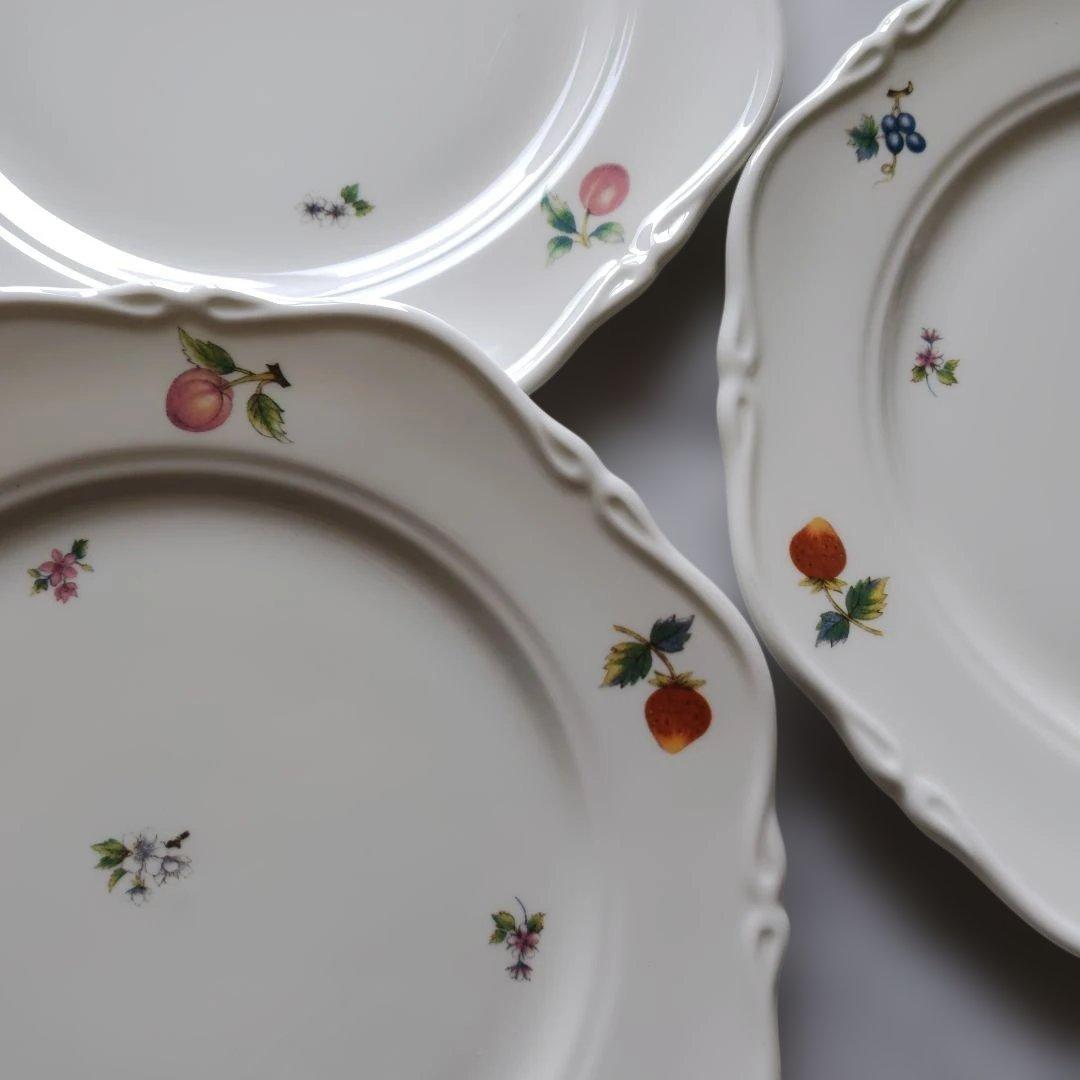 メタライズド小花、フルーツ柄 希少 緑壺６枚