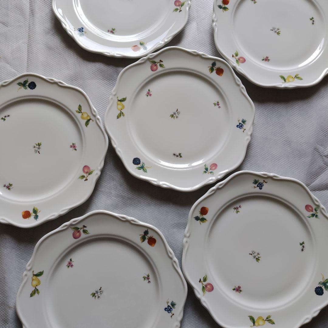 メタライズド小花、フルーツ柄 希少 緑壺６枚