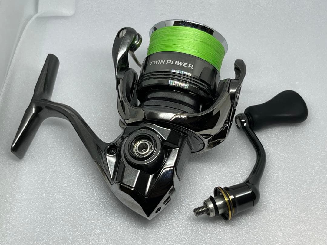 【超美品】SHIMANOシマノ24ツインパワーC2500SXG