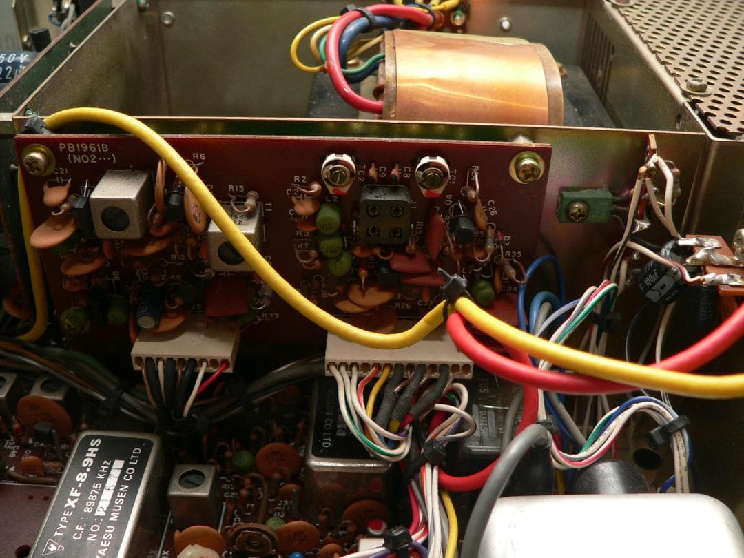 D*I様 YAESU FT-101ZS トランシーバー 電源確認済み