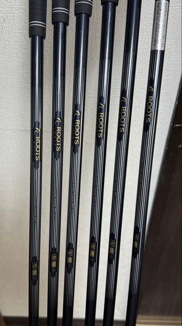 ROOTS GOLF CLICK アイアンセット6本　#5〜P カーボンS
