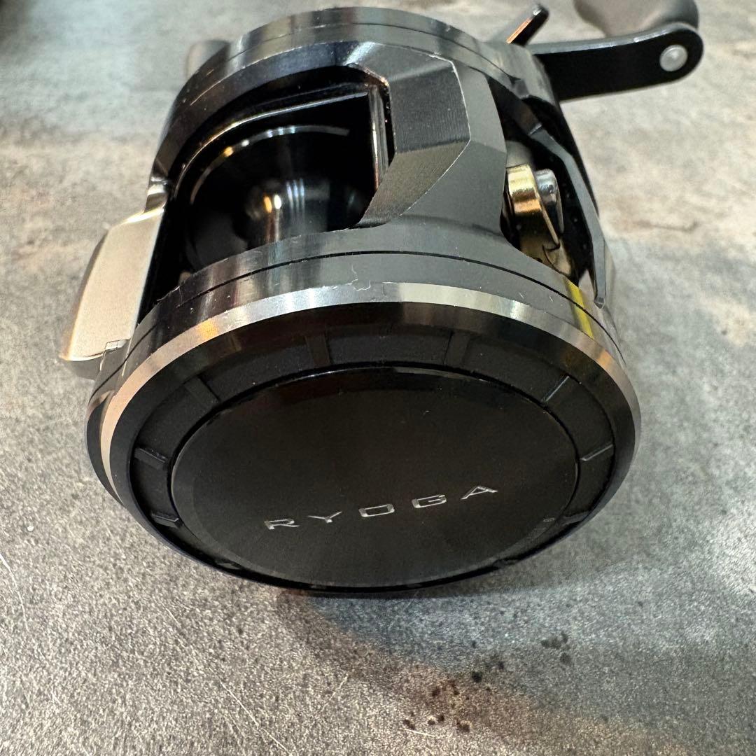 【期間限定9/20まで】ダイワ　18RYOGA 1016HL リョウガ　左　美品