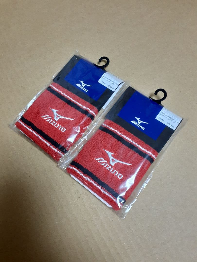 即戦力MIZUNO限定色ピンク、ソフトボール用グローブ希少色