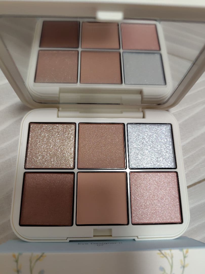 SNIDEL BEAUTY アイデザイナー　07 Sweetest Moment