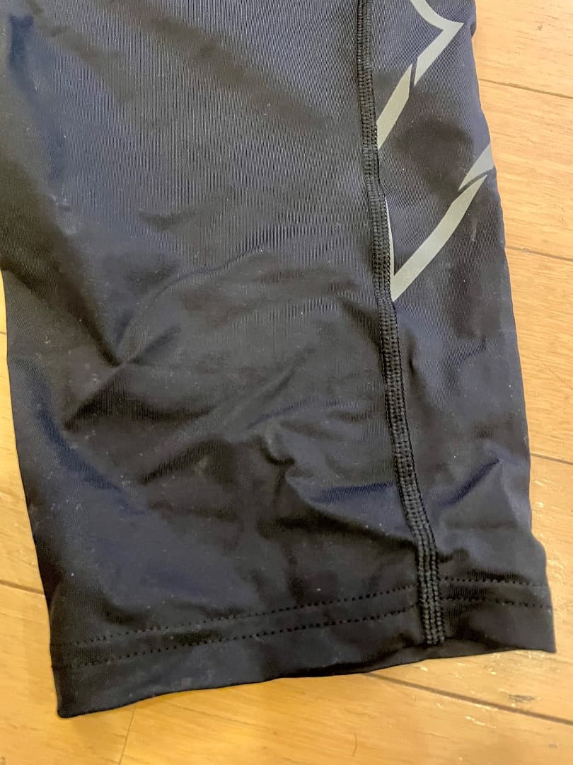 あらた)2XU ハーフタイツ　黒／メンズS (箱付き) MA5331B