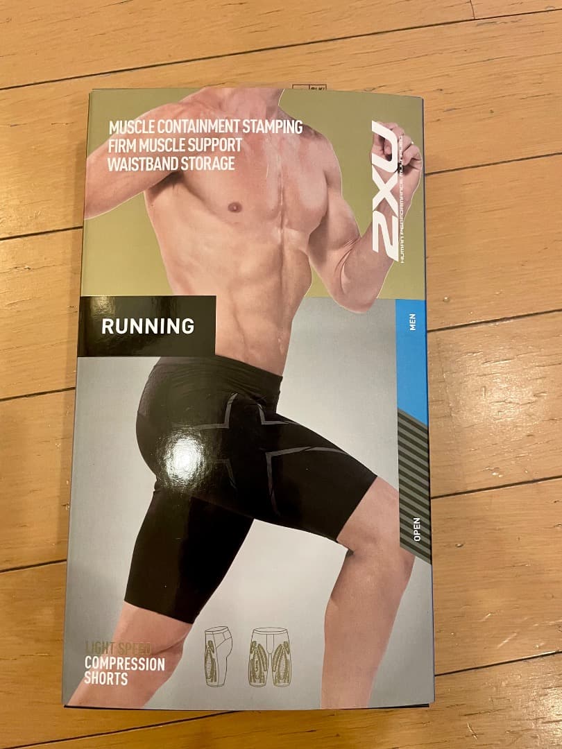 あらた)2XU ハーフタイツ　黒／メンズS (箱付き) MA5331B