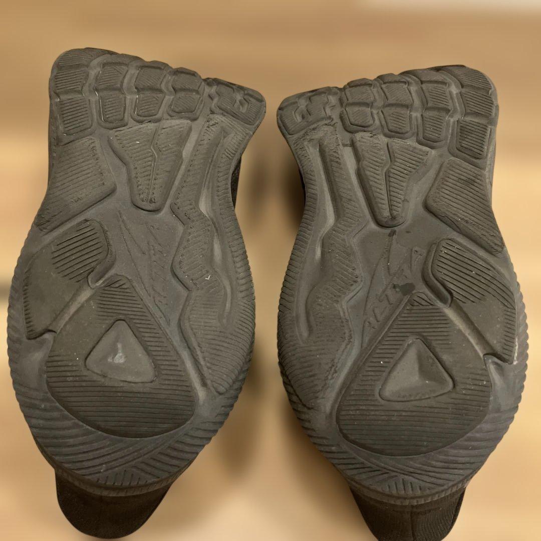 ALTRA EXPERIENCE FLOW アルトラ　エクスペリアンスフロー