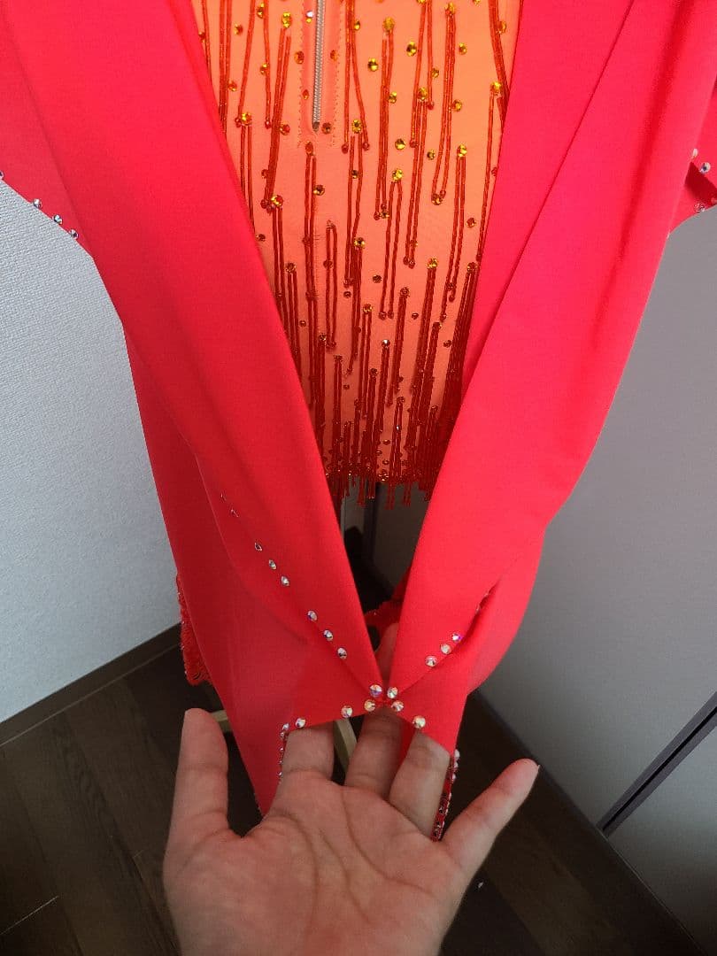 【3/31まで限定値下げ】社交ダンス　赤×オレンジ　ラテンドレス フレアスリーブ