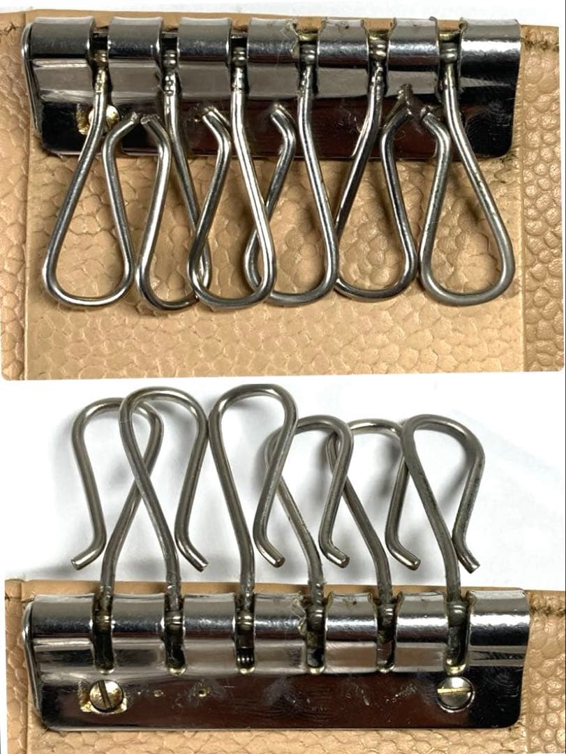 シャネル　キャビアスキン　チョコバー　レザー　6連キーケース　ベージュ　訳あり