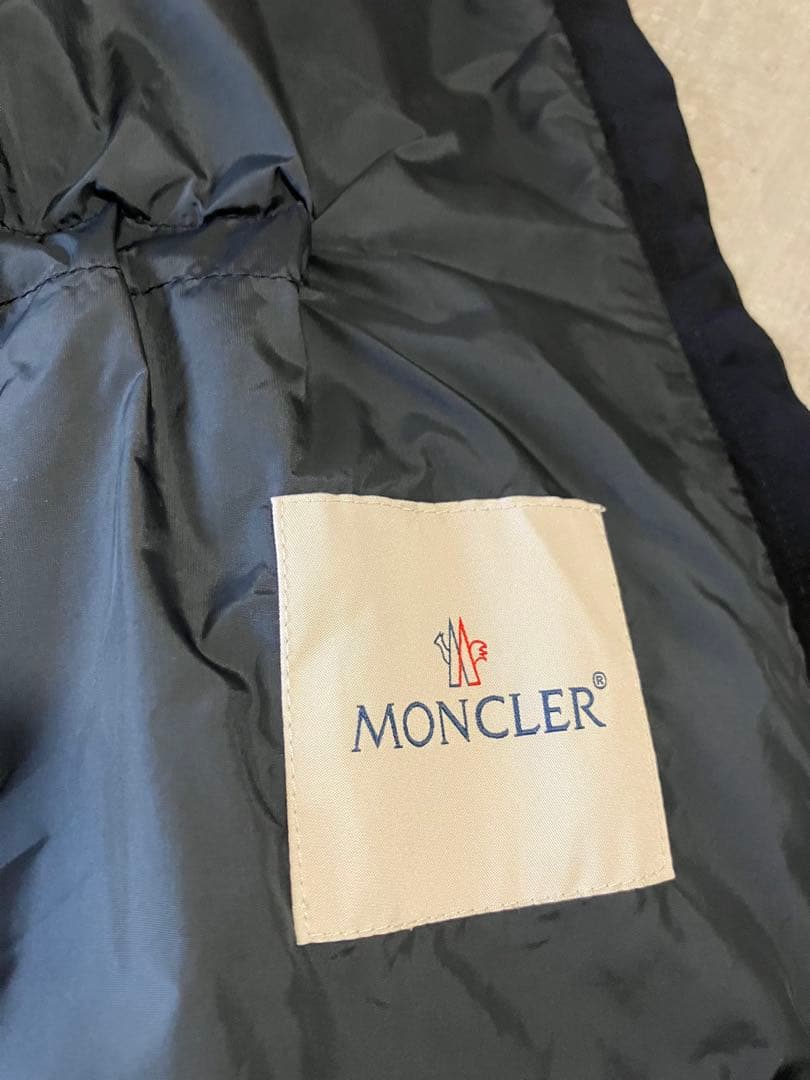 Moncler モンクレール　レインジャケット　ネイビー