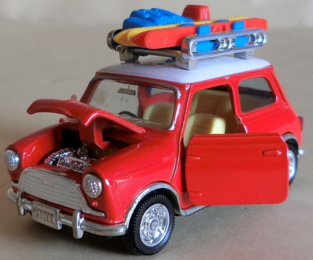 トミカ ダンディ モーリスミニクーパーS