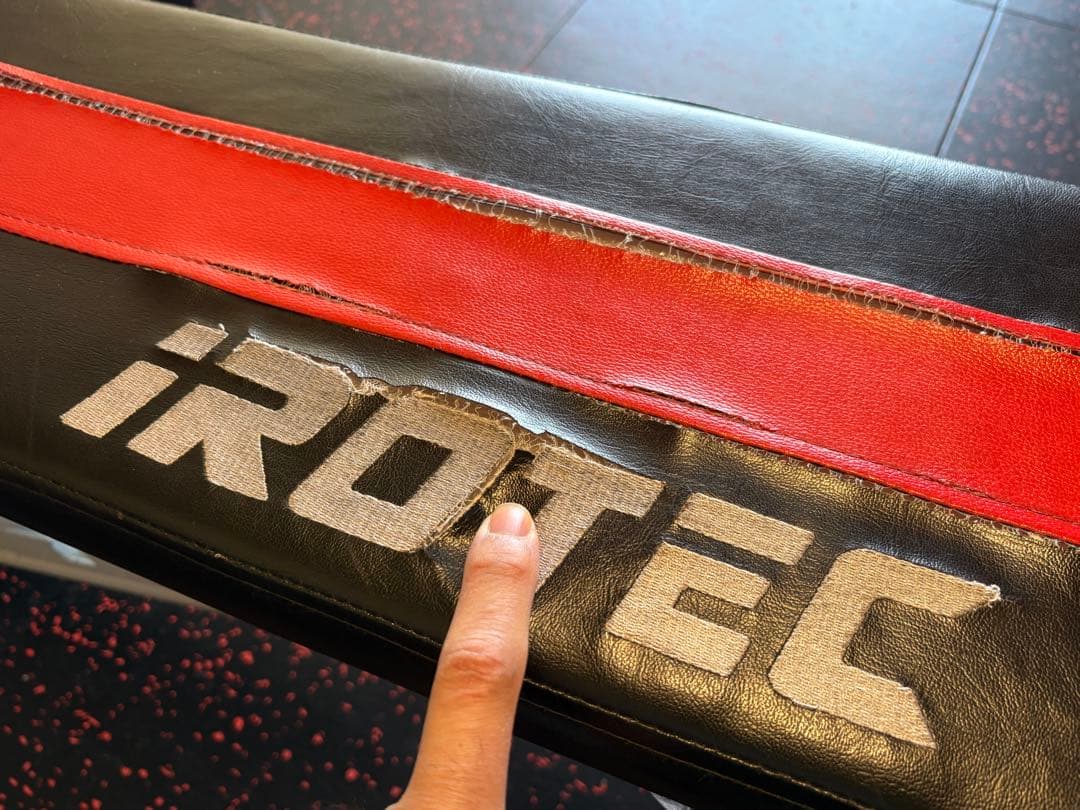 【岡山市内：配送可能】総重量215kg！アイロテック一式 ダンベル/プレート