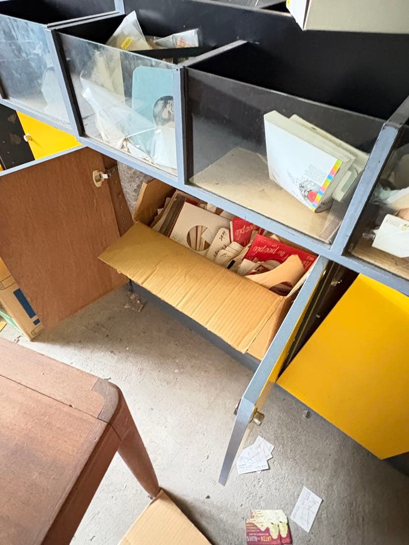 ヴィンテージレコードラック 3000枚収納！平だし商品棚！合計8台！自社配送！