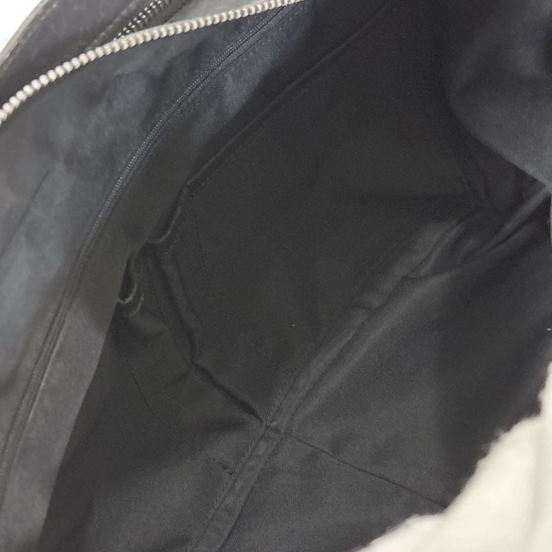 SEEKER レザー　トートバッグ　A4収納可　自立　底鋲