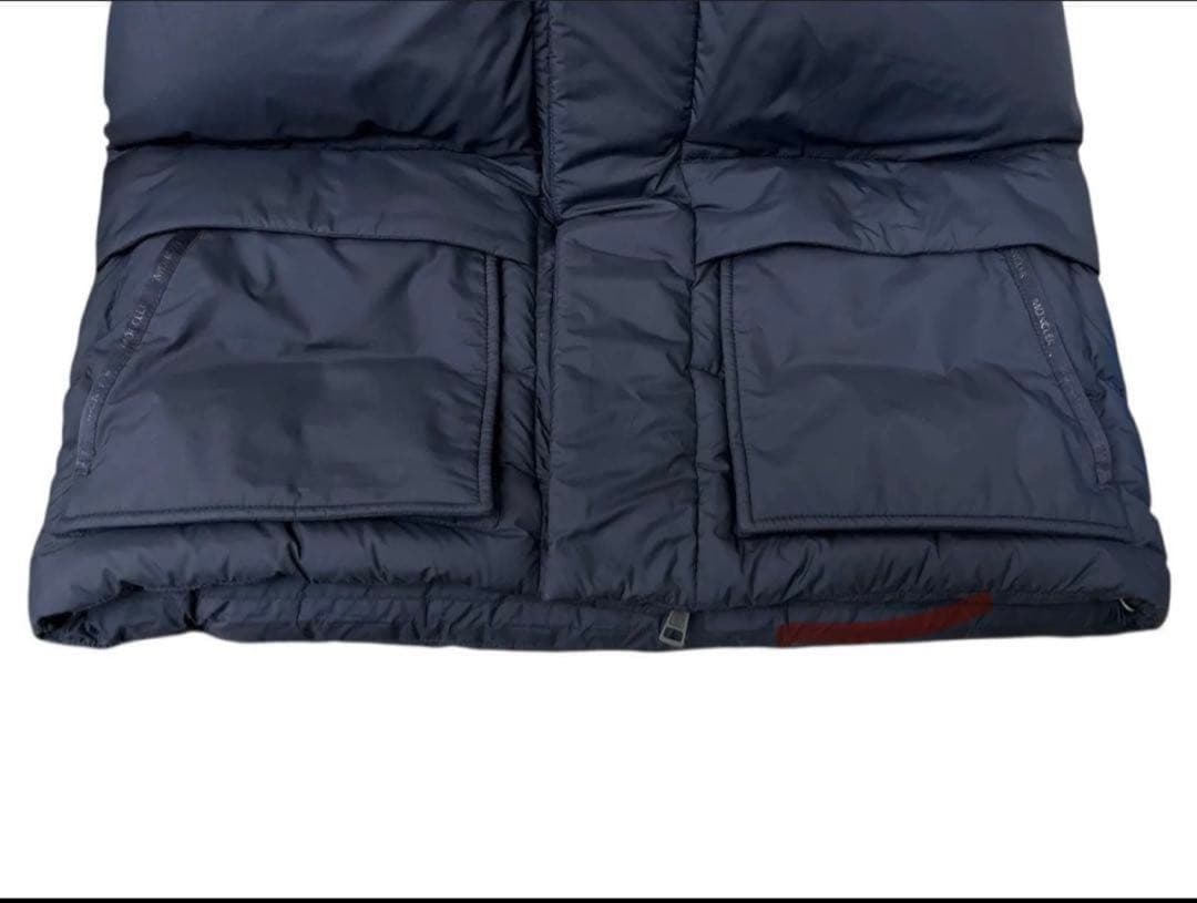 モンクレール フード付きダウンベスト ネイビー