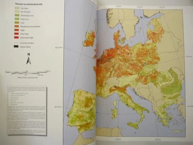 洋書 European Atlas of Soil Biodiversity