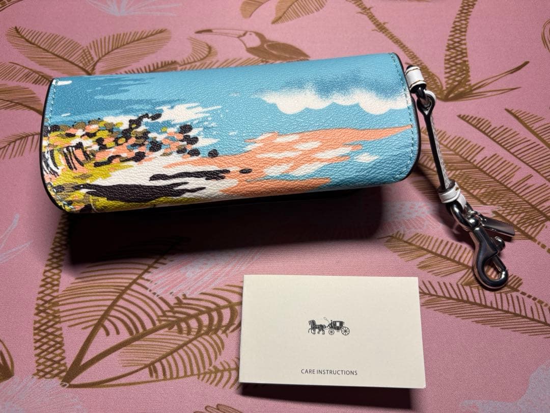 新品未使用　COACH メガネ　サングラスケース　ハワイ限定　パームツリー柄