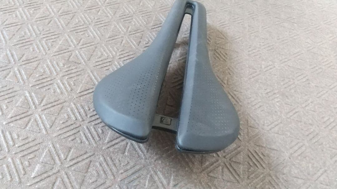 BONTRAGER PARADIGM 自転車ホイール サドル