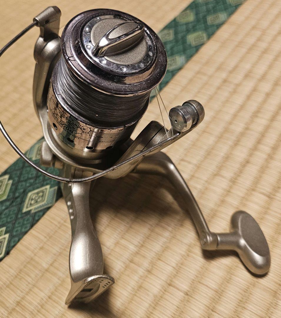 CUSTOM VALTOM JITS スピニングリール