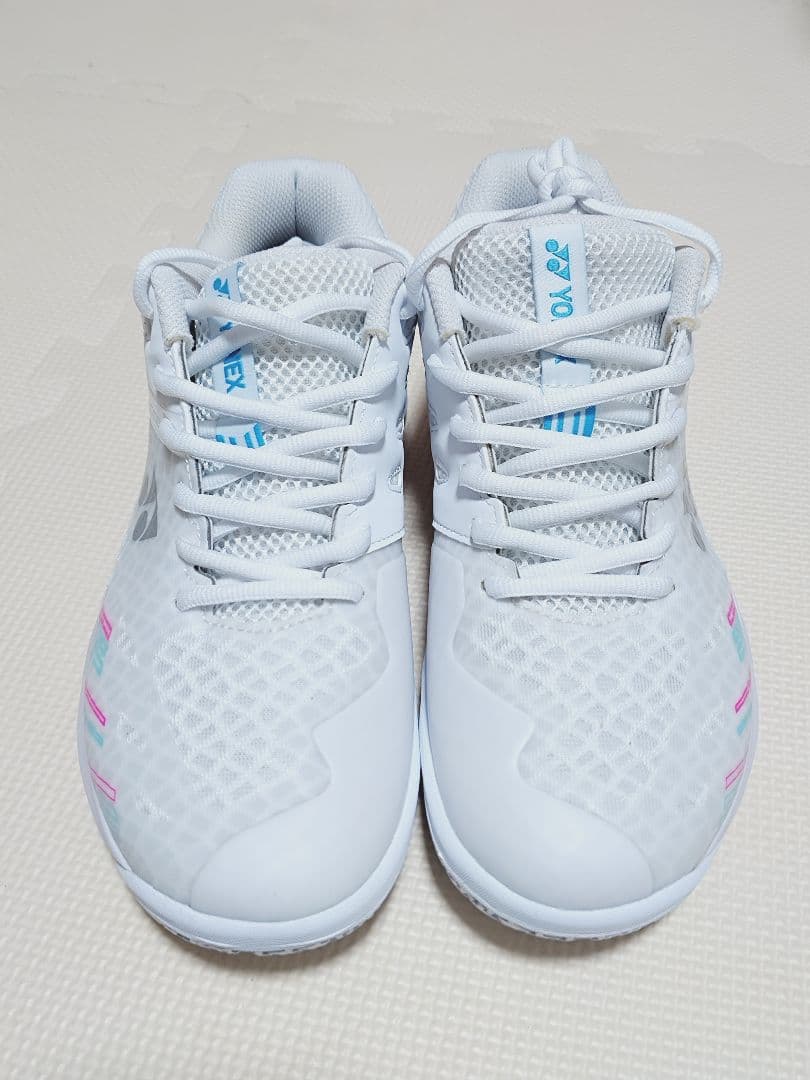 YONEX バドミントンシューズ カスケードアクセルミッド